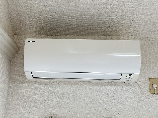 冷暖房器具