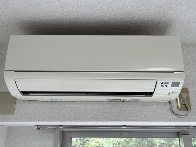 冷暖房器具