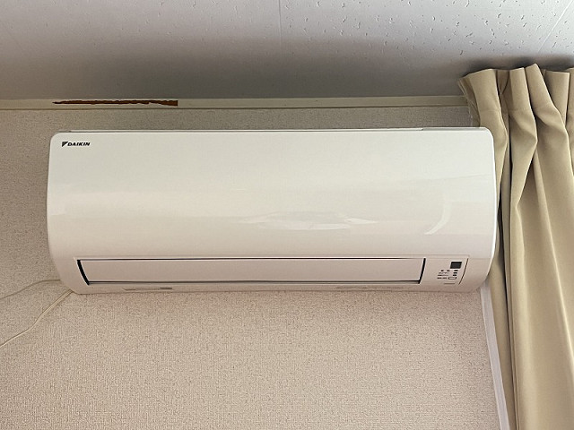 冷暖房器具