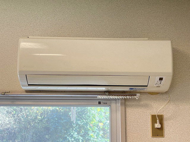 冷暖房器具