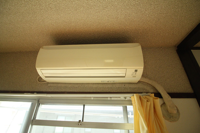 冷暖房器具