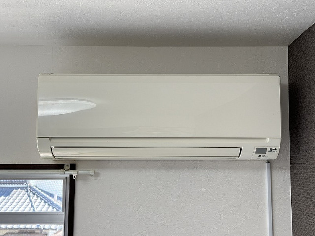 冷暖房器具