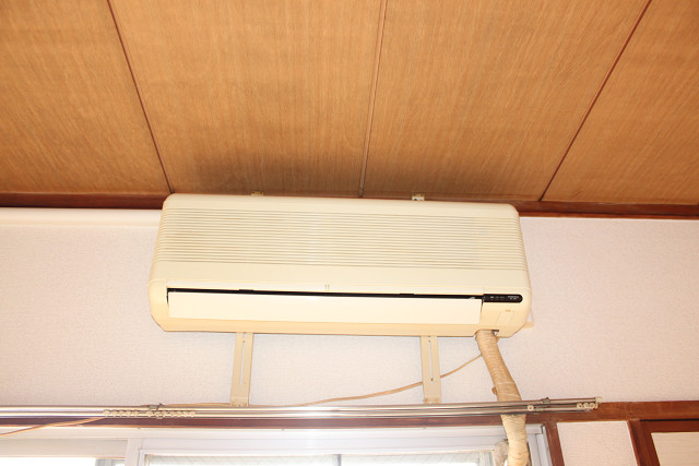 冷暖房器具