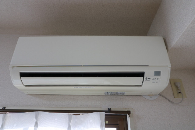 冷暖房器具