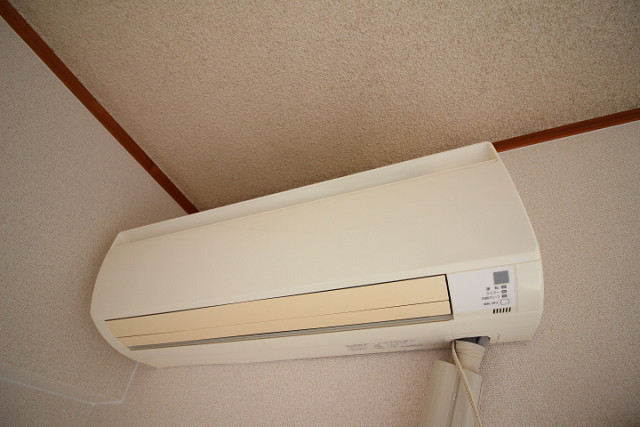 冷暖房器具