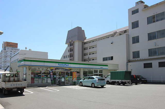 ファミリーマート別府若草町店