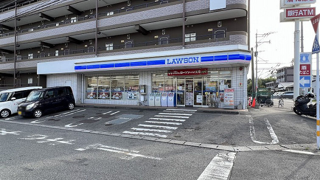 ローソン 日本文理大学通店