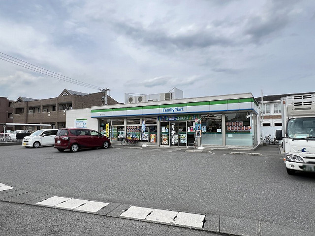 ファミリーマート大分汐見店