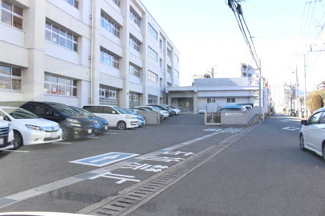 大分市立春日町小学校