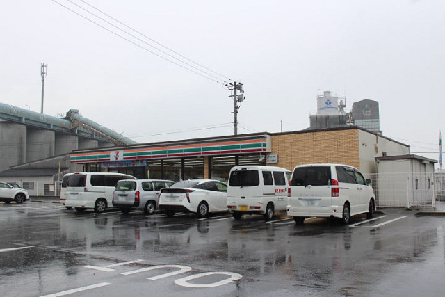 セブンイレブン大分春日浦店