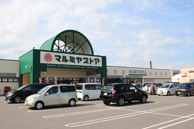 マルミヤストア鶴崎森店