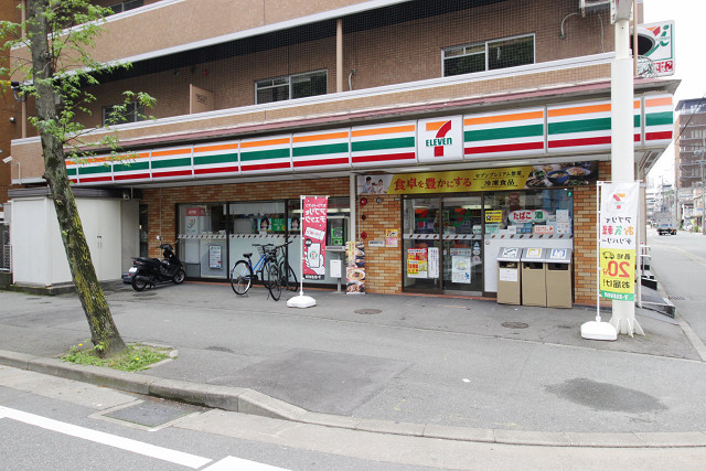 セブンイレブン　博多駅南店