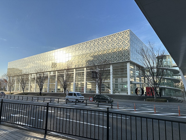 大分県立美術館 OPAM
