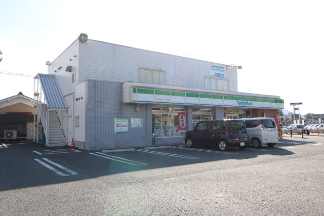 ファミリーマート 大分光吉インター前店