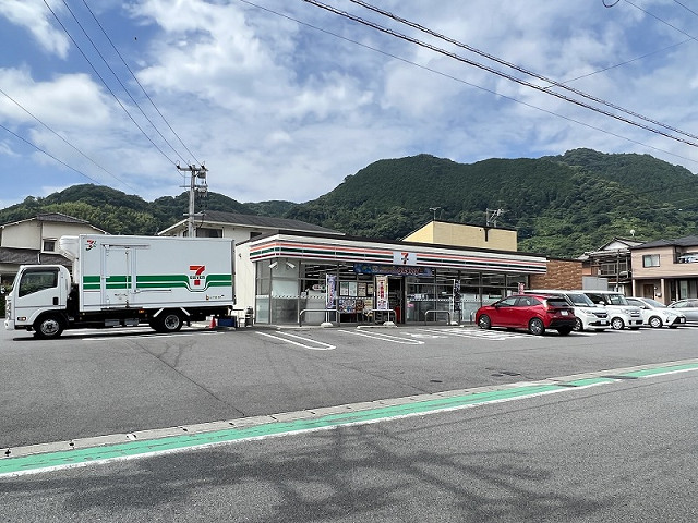 セブンイレブン別府立田町店