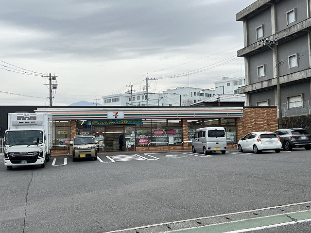 セブン-イレブン別府大学前店