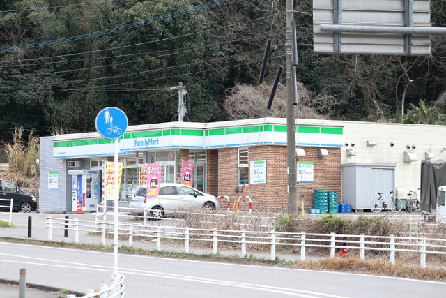 ローソン 大分大学駅前店