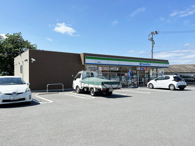 ファミリーマート大分羽屋店