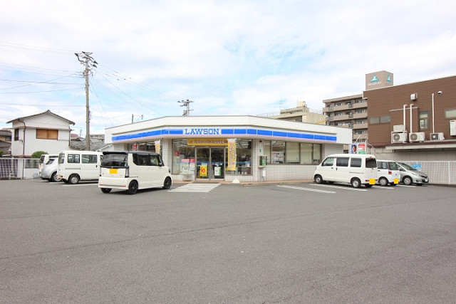 ローソン大分田室町店