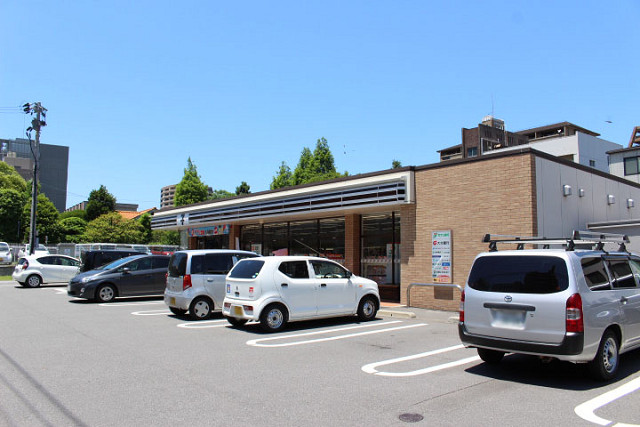セブン-イレブン大分荷揚町店
