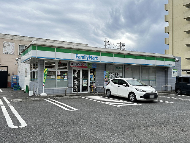 ファミリーマート大分城南団地店
