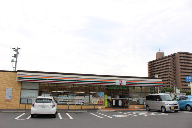 セブン-イレブン別府新港店