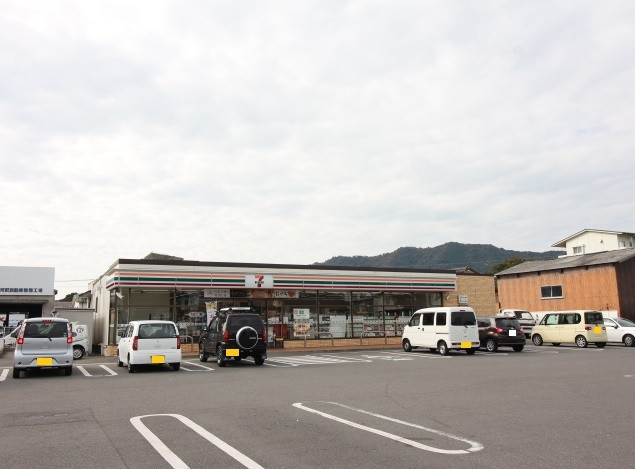 セブン-イレブン 臼杵江無田店