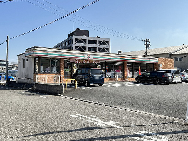 セブン-イレブン 大分新川町店