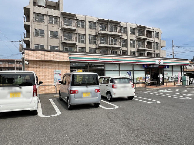 セブン-イレブン 大分中鶴崎２丁目店