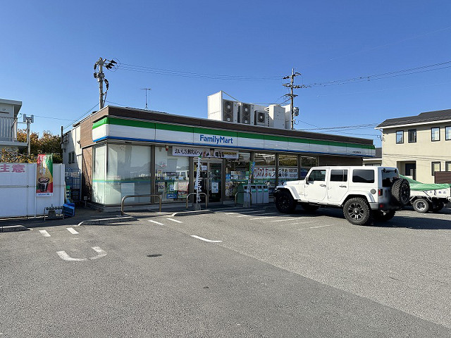 ファミリーマート 大分県立病院西口店