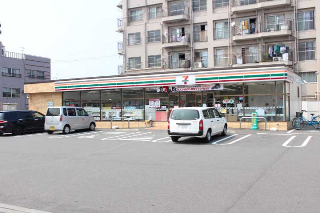 セブン-イレブン 大分中鶴崎２丁目店