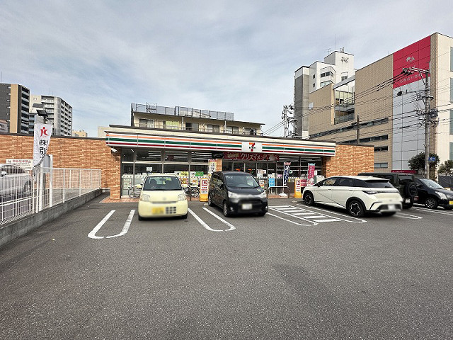 セブン-イレブン 大分都町４丁目店
