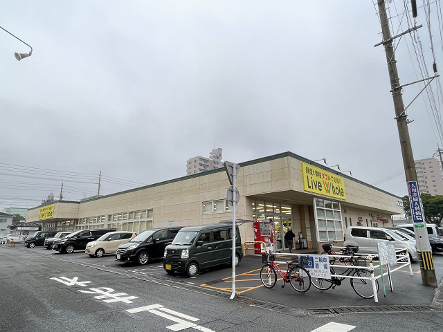 リブホール鶴崎店