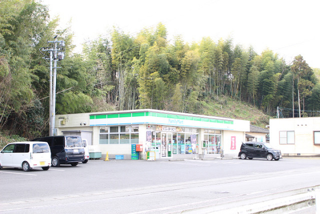 ファミリーマート杵築清水店