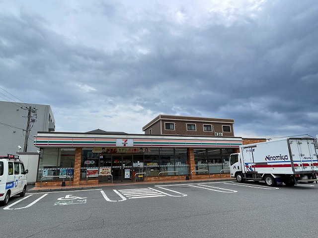 セブン-イレブン 大分花江川店