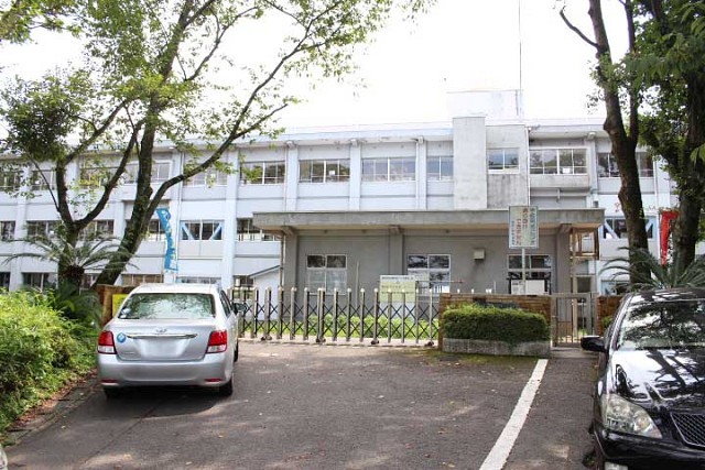 大分市立森岡小学校