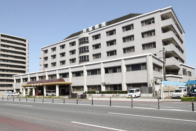 医療法人貝塚病院