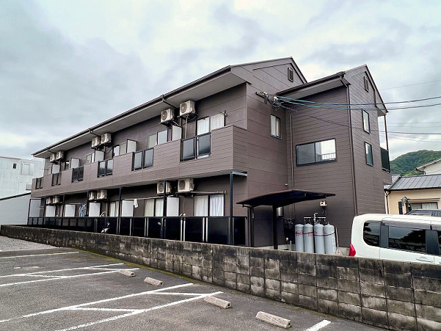 エ－デルハイツ