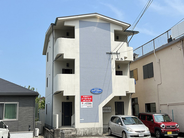 イーストライト