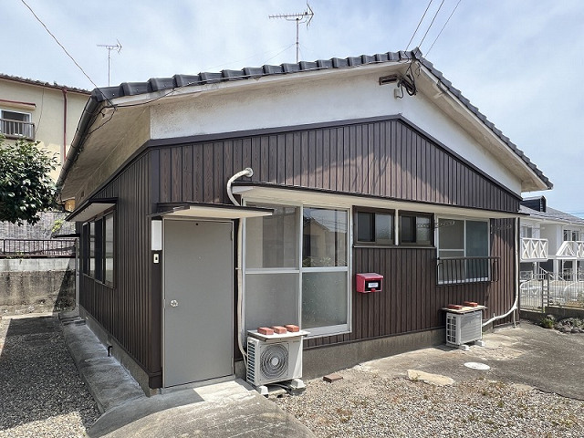 山﨑貸家