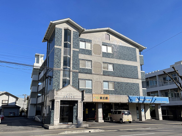 メゾンＡＲＣ津留