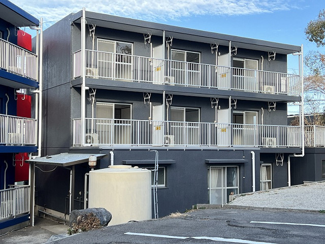 ヴィラ・アンソレイエ城原Ｃ