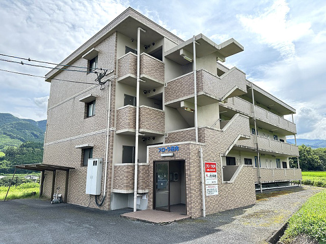 フローラ庄内