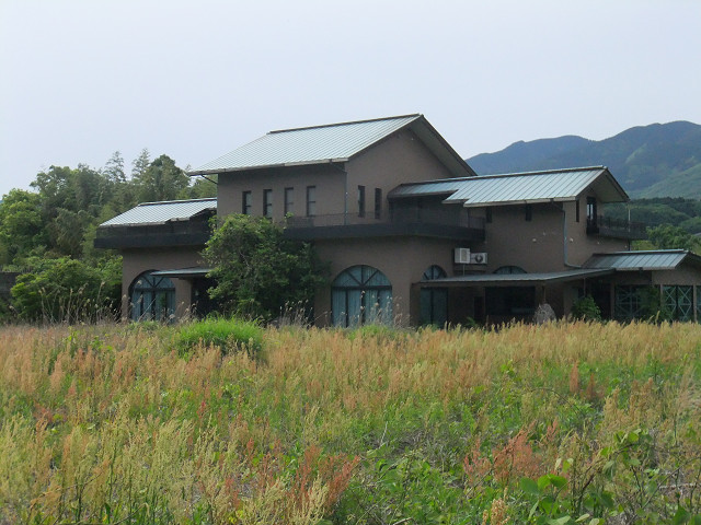 庄内三重野店舗付住居