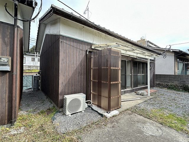 深河内日小田邸　東側