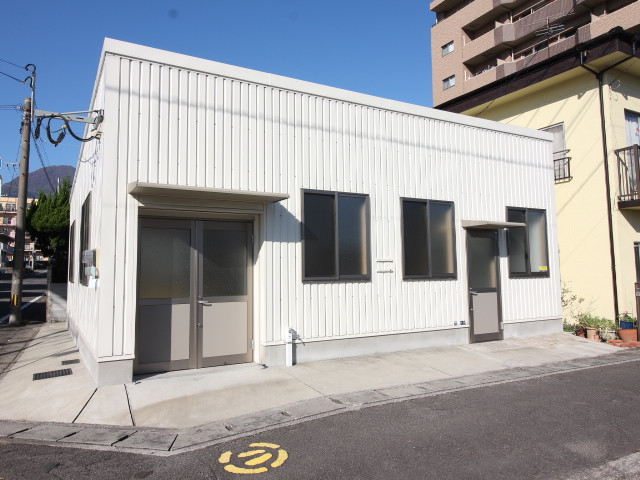 石垣東２丁目松岡店舗