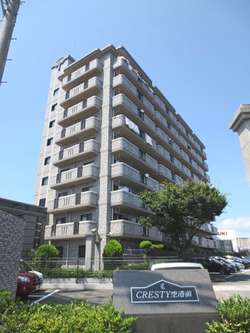 クレスティ空港前