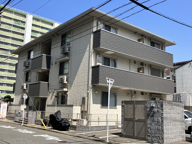 D-room　Hakata　East