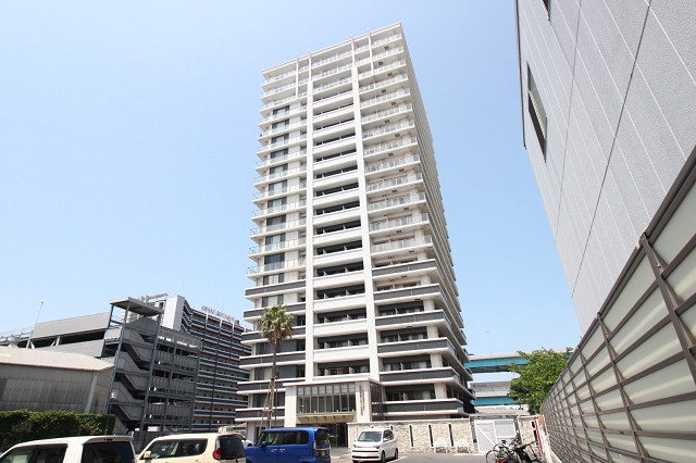 No.72 HARBOR EAST TOWER