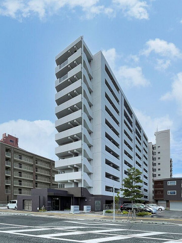 タワーズ香椎駅前